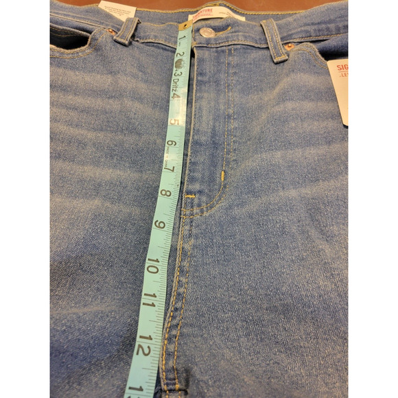 NWT Levi's Blue Denim High Rise Straight Leg Distressed Jeans Women's Size 16 - Picture 7 of 12
